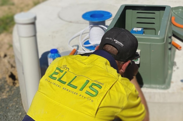 Commercial and Industrial Fault Finding Electrician